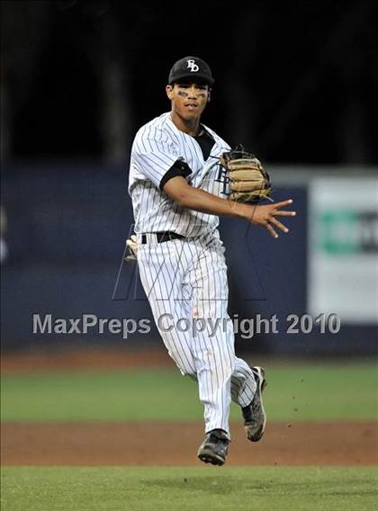 Thumbnail 1 in El Dorado vs. Crespi (Diamond Sports National Classic) photogallery.