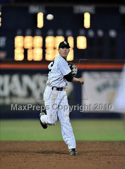 Thumbnail 3 in El Dorado vs. Crespi (Diamond Sports National Classic) photogallery.