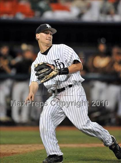 Thumbnail 1 in El Dorado vs. Crespi (Diamond Sports National Classic) photogallery.