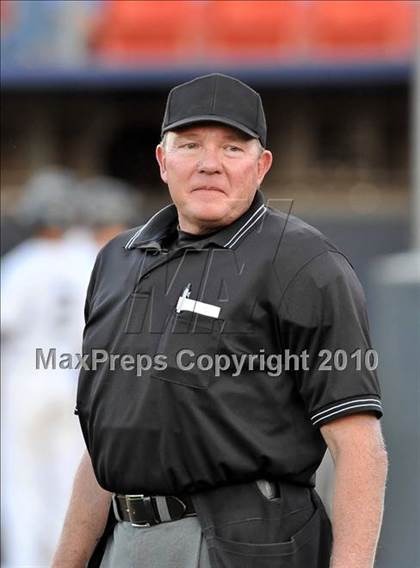 Thumbnail 1 in El Dorado vs. Crespi (Diamond Sports National Classic) photogallery.