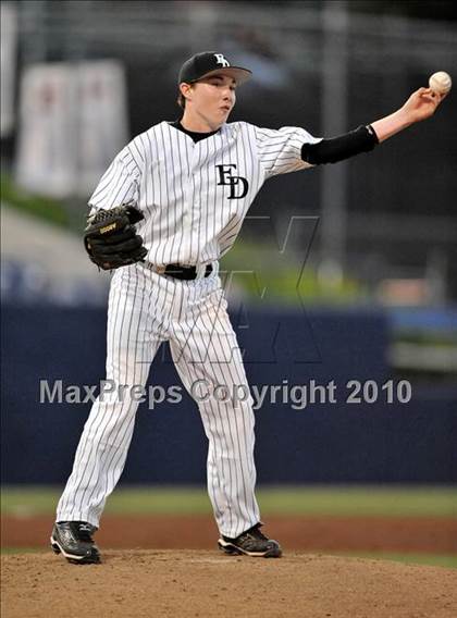 Thumbnail 2 in El Dorado vs. Crespi (Diamond Sports National Classic) photogallery.