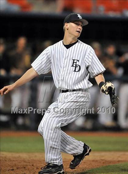 Thumbnail 2 in El Dorado vs. Crespi (Diamond Sports National Classic) photogallery.