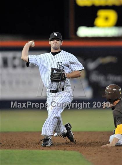 Thumbnail 2 in El Dorado vs. Crespi (Diamond Sports National Classic) photogallery.