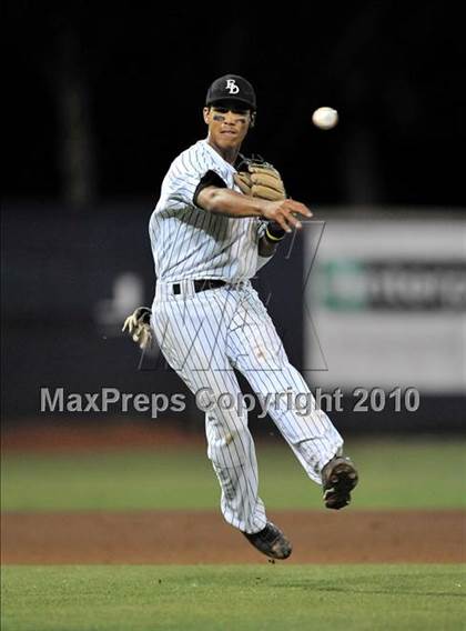 Thumbnail 3 in El Dorado vs. Crespi (Diamond Sports National Classic) photogallery.