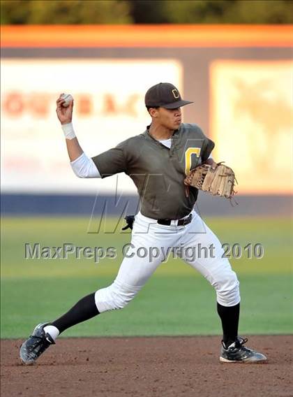 Thumbnail 2 in El Dorado vs. Crespi (Diamond Sports National Classic) photogallery.