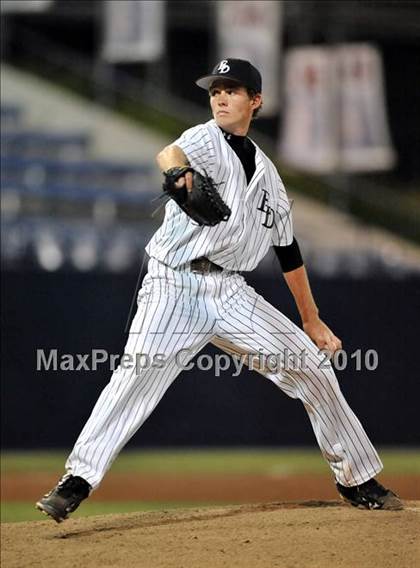 Thumbnail 2 in El Dorado vs. Crespi (Diamond Sports National Classic) photogallery.