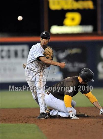 Thumbnail 3 in El Dorado vs. Crespi (Diamond Sports National Classic) photogallery.