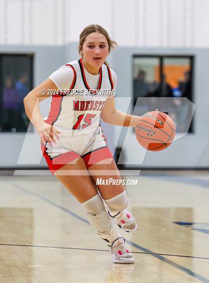 Thumbnail 3 in Muenster vs. Wolfe City (UIL 2A Bi-District) photogallery.