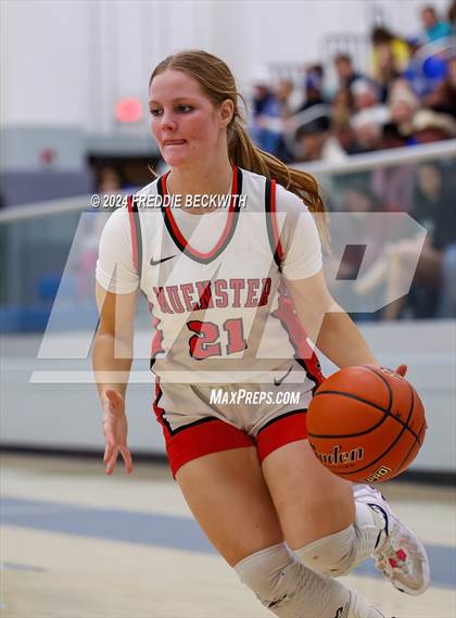Thumbnail 2 in Muenster vs. Wolfe City (UIL 2A Bi-District) photogallery.