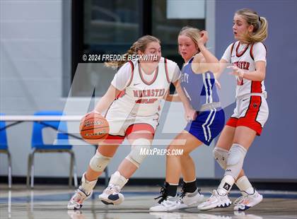 Thumbnail 2 in Muenster vs. Wolfe City (UIL 2A Bi-District) photogallery.