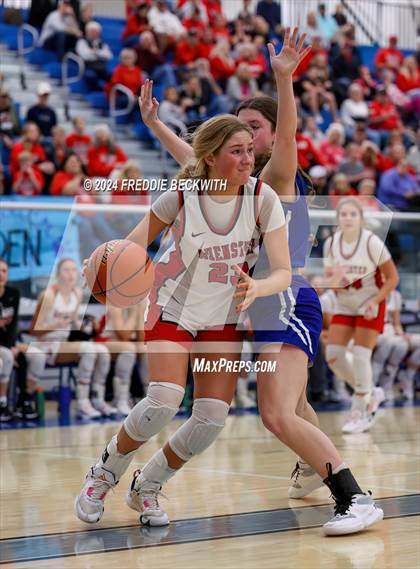 Thumbnail 1 in Muenster vs. Wolfe City (UIL 2A Bi-District) photogallery.
