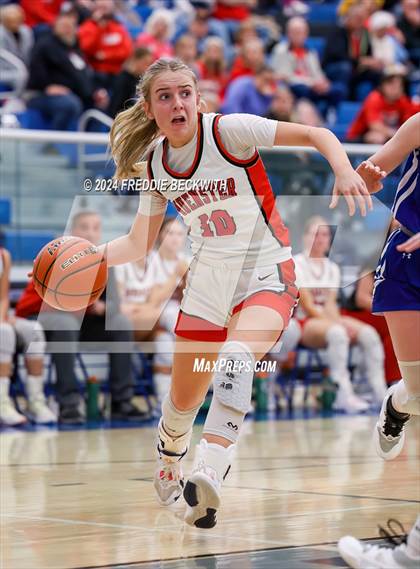 Thumbnail 2 in Muenster vs. Wolfe City (UIL 2A Bi-District) photogallery.