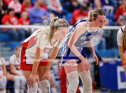 Thumbnail 2 in Muenster vs. Wolfe City (UIL 2A Bi-District) photogallery.