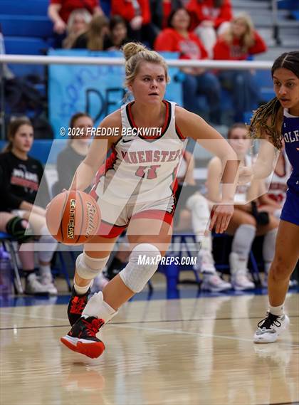 Thumbnail 1 in Muenster vs. Wolfe City (UIL 2A Bi-District) photogallery.