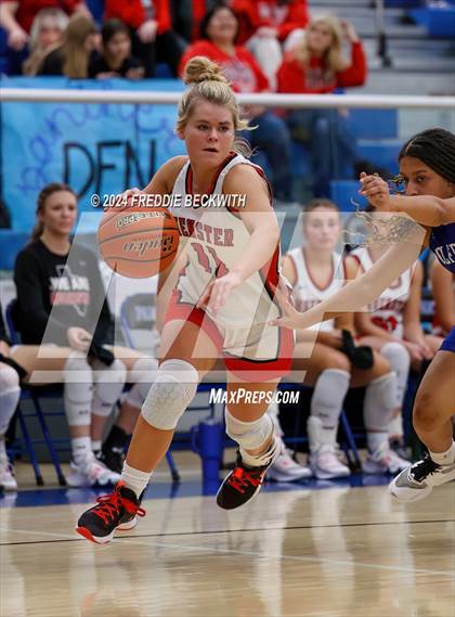 Thumbnail 2 in Muenster vs. Wolfe City (UIL 2A Bi-District) photogallery.