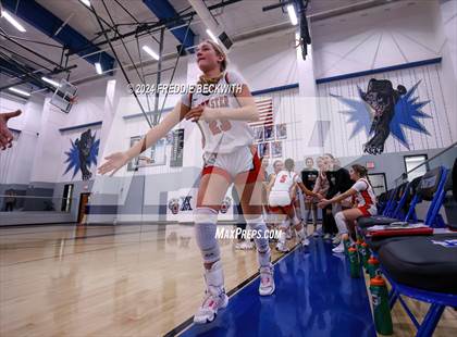 Thumbnail 2 in Muenster vs. Wolfe City (UIL 2A Bi-District) photogallery.