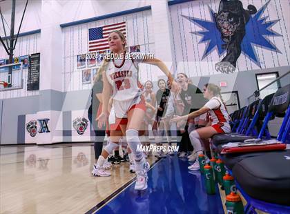 Thumbnail 1 in Muenster vs. Wolfe City (UIL 2A Bi-District) photogallery.