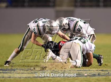 Thumbnail 2 in Centennial vs. De La Salle (CIF State Open Division Final) photogallery.