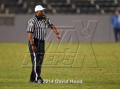 Thumbnail 2 in Centennial vs. De La Salle (CIF State Open Division Final) photogallery.