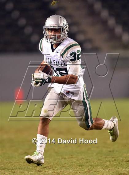 Thumbnail 2 in Centennial vs. De La Salle (CIF State Open Division Final) photogallery.