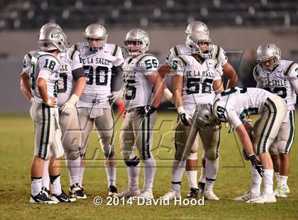 Thumbnail 1 in Centennial vs. De La Salle (CIF State Open Division Final) photogallery.