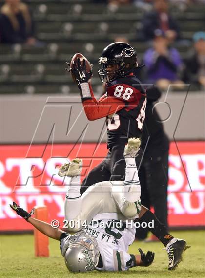 Thumbnail 2 in Centennial vs. De La Salle (CIF State Open Division Final) photogallery.