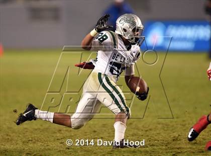 Thumbnail 3 in Centennial vs. De La Salle (CIF State Open Division Final) photogallery.