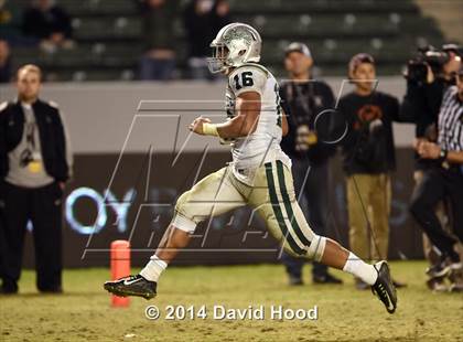 Thumbnail 3 in Centennial vs. De La Salle (CIF State Open Division Final) photogallery.