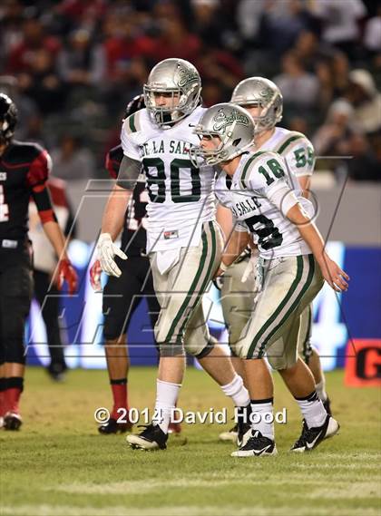Thumbnail 1 in Centennial vs. De La Salle (CIF State Open Division Final) photogallery.