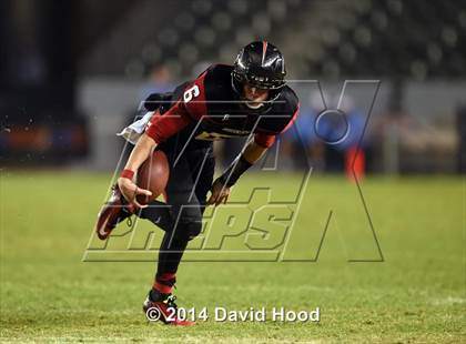 Thumbnail 2 in Centennial vs. De La Salle (CIF State Open Division Final) photogallery.