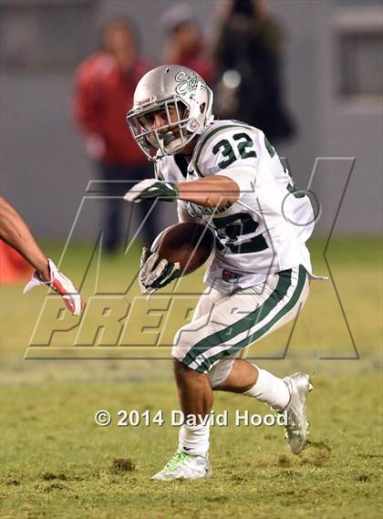 Thumbnail 2 in Centennial vs. De La Salle (CIF State Open Division Final) photogallery.