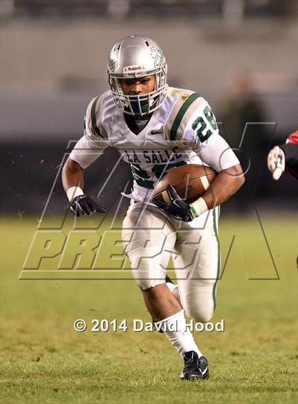 Thumbnail 2 in Centennial vs. De La Salle (CIF State Open Division Final) photogallery.