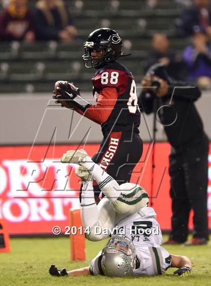 Thumbnail 3 in Centennial vs. De La Salle (CIF State Open Division Final) photogallery.