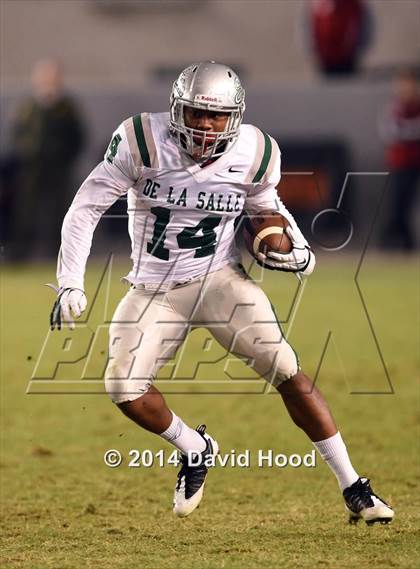 Thumbnail 3 in Centennial vs. De La Salle (CIF State Open Division Final) photogallery.