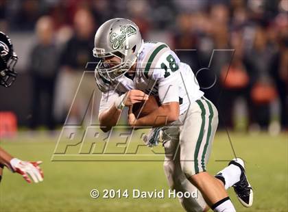 Thumbnail 1 in Centennial vs. De La Salle (CIF State Open Division Final) photogallery.