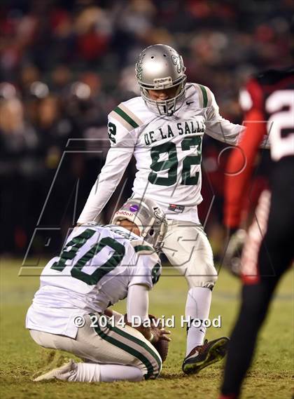 Thumbnail 3 in Centennial vs. De La Salle (CIF State Open Division Final) photogallery.