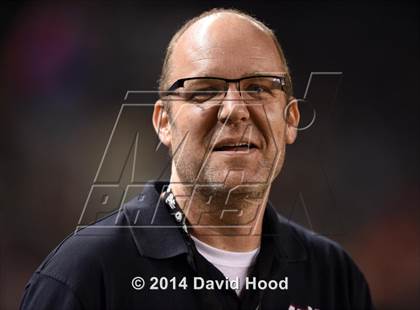 Thumbnail 1 in Centennial vs. De La Salle (CIF State Open Division Final) photogallery.