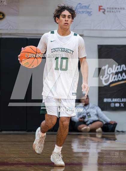 Thumbnail 3 in University Laboratory School vs Paul VI (Iolani Classic) photogallery.