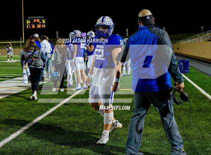 Thumbnail 1 in Ferris vs. Van Alstyne (UIL Football 4A Region 2 Bi District) photogallery.