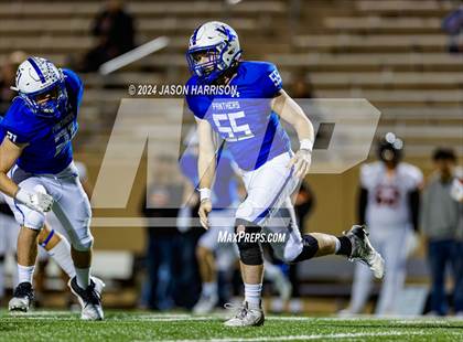 Thumbnail 2 in Ferris vs. Van Alstyne (UIL Football 4A Region 2 Bi District) photogallery.