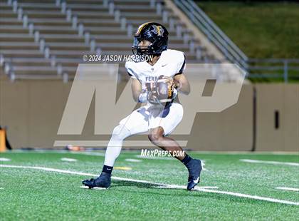 Thumbnail 3 in Ferris vs. Van Alstyne (UIL Football 4A Region 2 Bi District) photogallery.