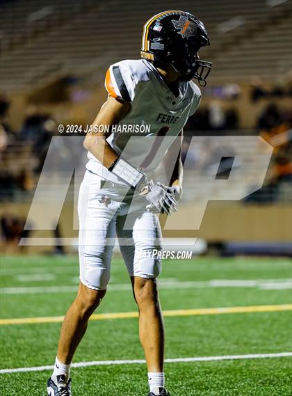 Thumbnail 2 in Ferris vs. Van Alstyne (UIL Football 4A Region 2 Bi District) photogallery.