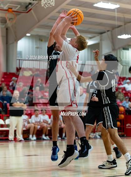Thumbnail 3 in Marshall vs Flippin (Arvest Tournament) photogallery.