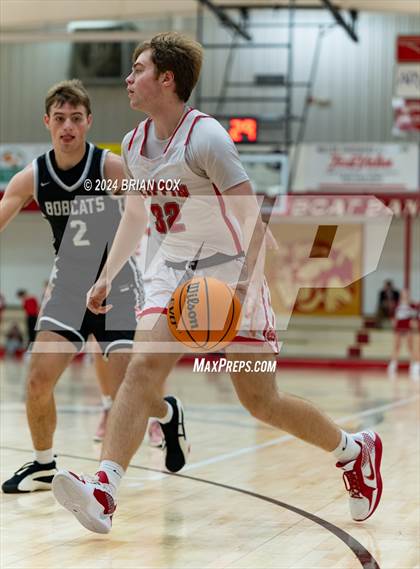 Thumbnail 1 in Marshall vs Flippin (Arvest Tournament) photogallery.