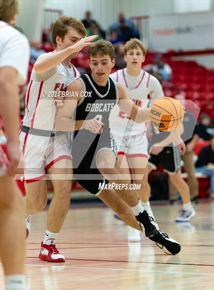 Thumbnail 1 in Marshall vs Flippin (Arvest Tournament) photogallery.