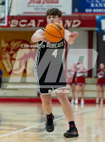 Thumbnail 1 in Marshall vs Flippin (Arvest Tournament) photogallery.