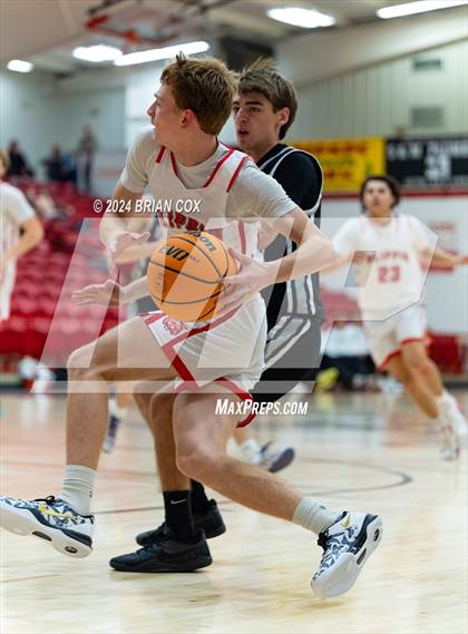 Thumbnail 3 in Marshall vs Flippin (Arvest Tournament) photogallery.