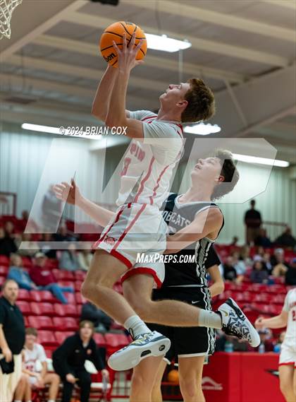 Thumbnail 1 in Marshall vs Flippin (Arvest Tournament) photogallery.