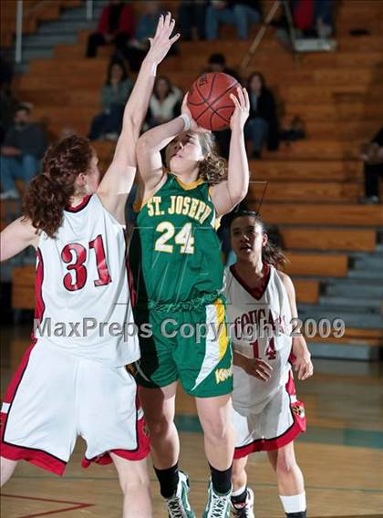 Thumbnail 2 in Carondelet vs. St. Joseph (West Coast Jamboree) photogallery.