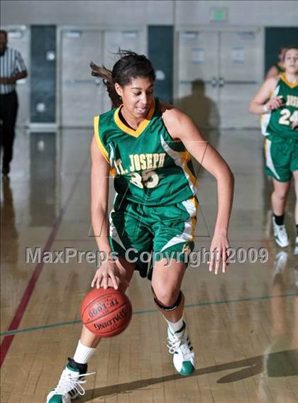 Thumbnail 3 in Carondelet vs. St. Joseph (West Coast Jamboree) photogallery.